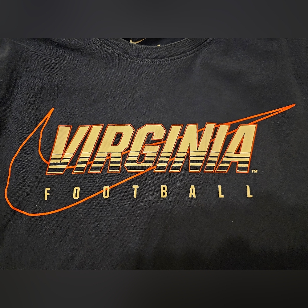 Virginia Cavaliers Dri-Fit Athletic Cut Nike T-shirt. Size:S. - Picture 3 of 8